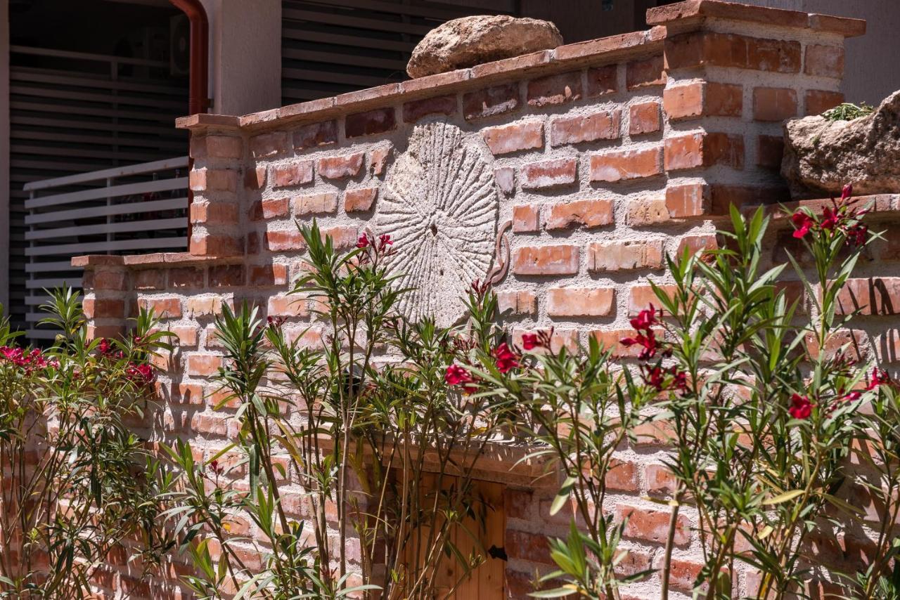 Artelier Vama Veche Hotel Exterior photo