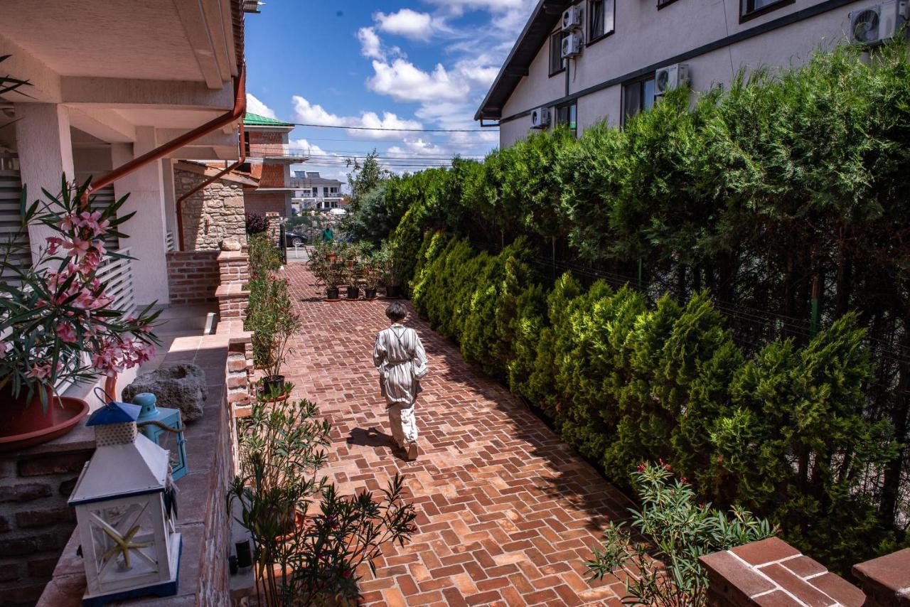 Artelier Vama Veche Hotel Exterior photo