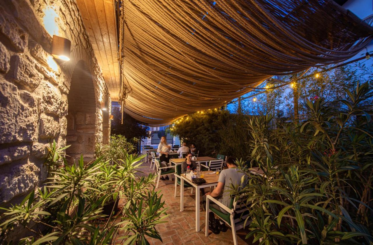 Artelier Vama Veche Hotel Exterior photo